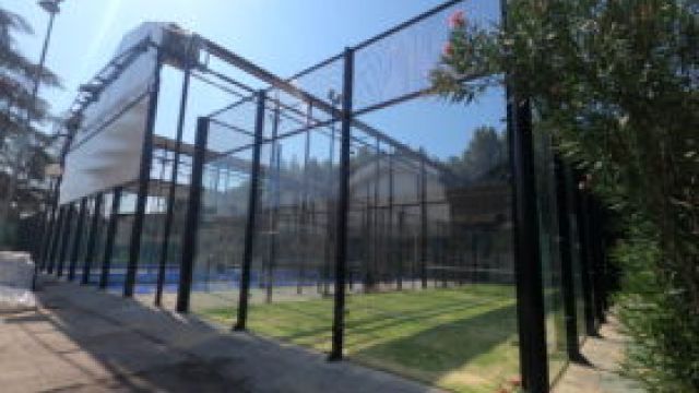 campo da padel singolo