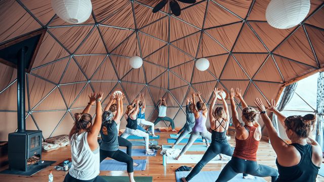 Aprire un centro yoga in cupola geodetica: come fare