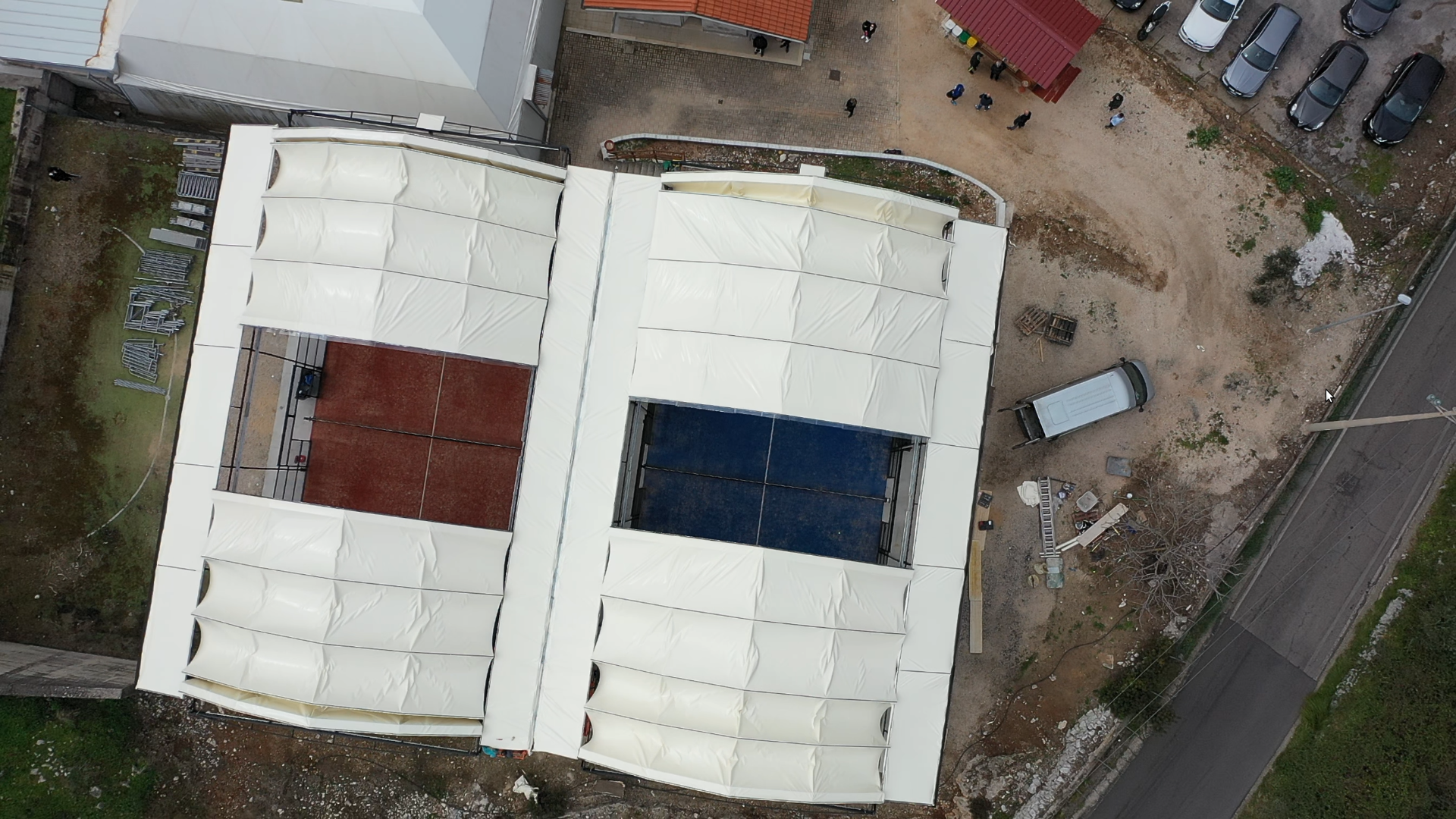 Coperture per campi da Padel apribili