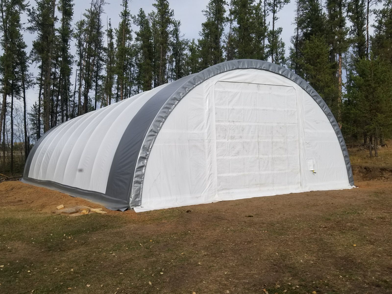 Tunnel Agricolo da 12x18m Altezza 5,2m Altezza laterale 3,2m