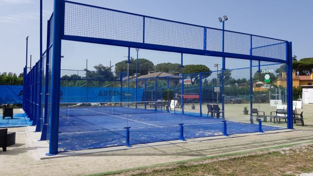 Campo da Padel Panoramico in Vetro Temperato