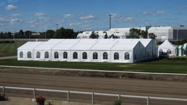 Tensostruttura su terreno agricolo: come e perchè