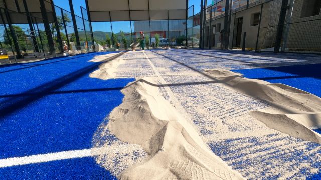 Manutenzione campo da padel: copertura ma non solo…