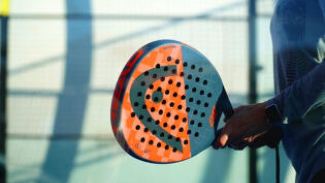 pressostatic cover for padel